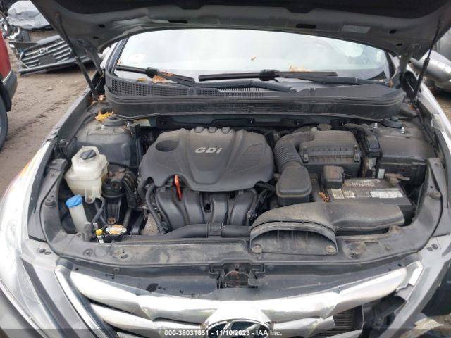 Photo 9 VIN: 5NPEC4AC8CH426443 - HYUNDAI SONATA 