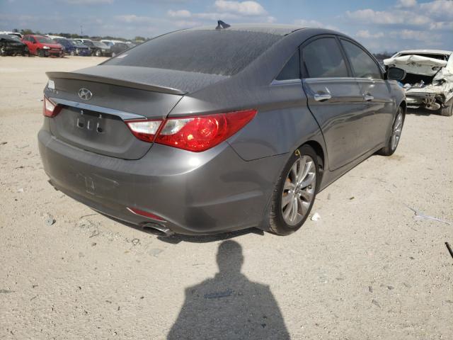 Photo 3 VIN: 5NPEC4AC8CH431397 - HYUNDAI SONATA SE 