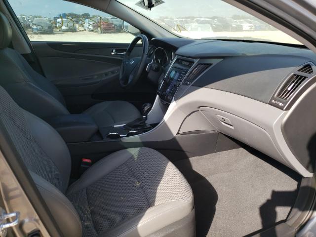 Photo 4 VIN: 5NPEC4AC8CH431397 - HYUNDAI SONATA SE 