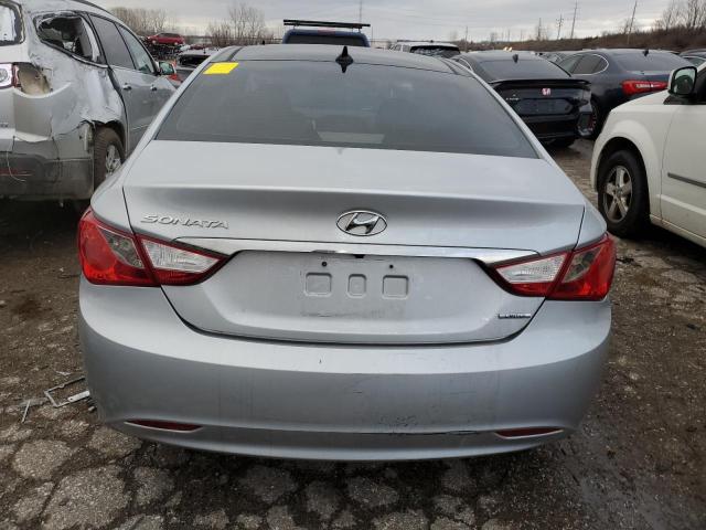 Photo 5 VIN: 5NPEC4AC8CH437121 - HYUNDAI SONATA SE 