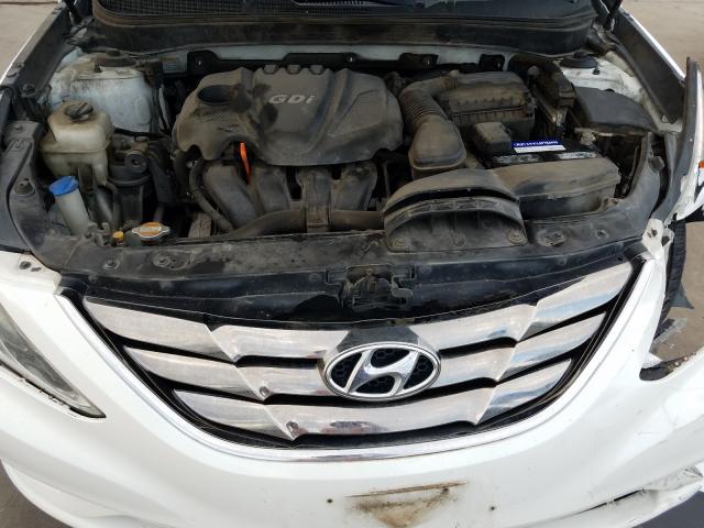 Photo 6 VIN: 5NPEC4AC8CH457918 - HYUNDAI SONATA SE 