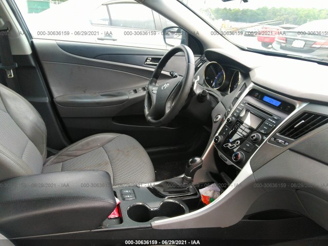 Photo 4 VIN: 5NPEC4AC8DH512885 - HYUNDAI SONATA 