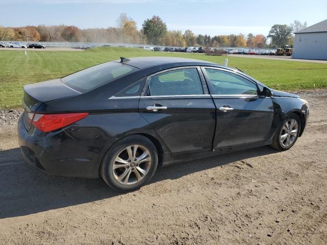 Photo 2 VIN: 5NPEC4AC8DH584783 - HYUNDAI SONATA SE 