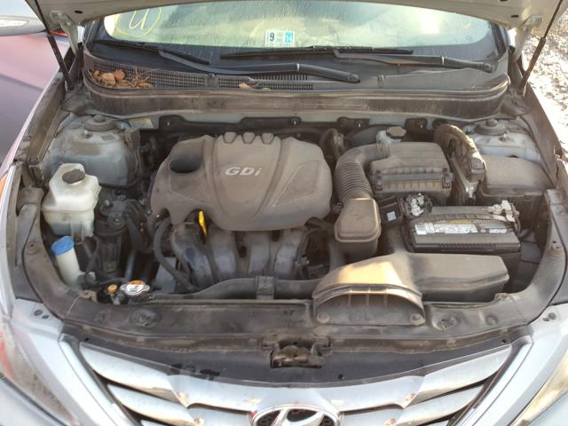 Photo 6 VIN: 5NPEC4AC8DH597257 - HYUNDAI SONATA SE 