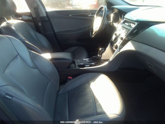 Photo 4 VIN: 5NPEC4AC8DH629964 - HYUNDAI SONATA 