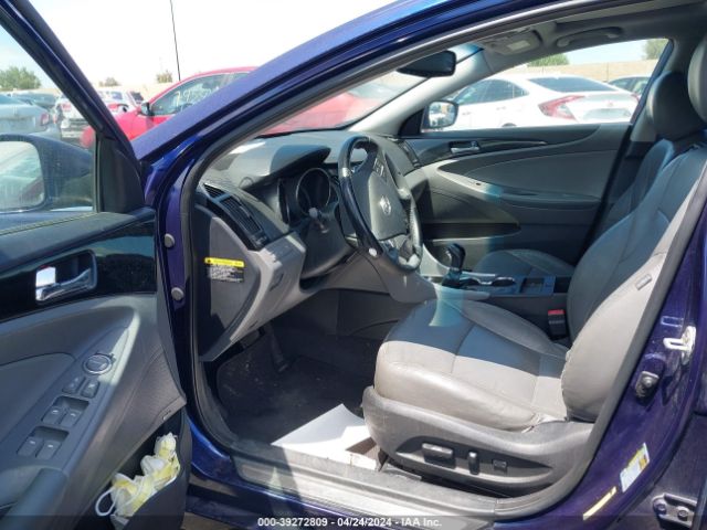 Photo 4 VIN: 5NPEC4AC8DH632427 - HYUNDAI SONATA 