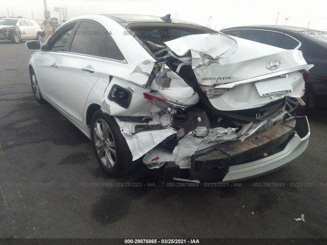 Photo 2 VIN: 5NPEC4AC8DH697567 - HYUNDAI SONATA 