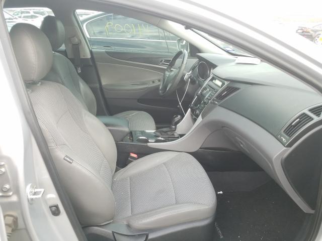 Photo 4 VIN: 5NPEC4AC8DH716411 - HYUNDAI SONATA SE 