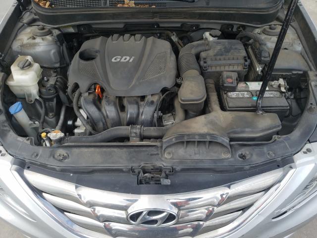 Photo 6 VIN: 5NPEC4AC8DH716411 - HYUNDAI SONATA SE 