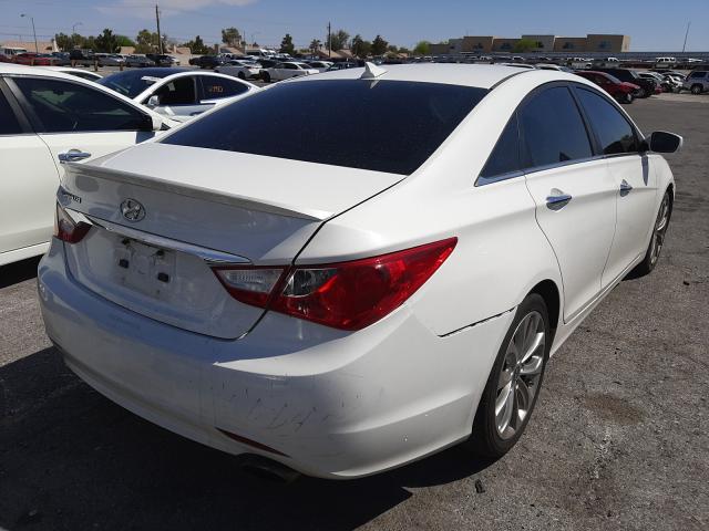 Photo 3 VIN: 5NPEC4AC8DH805329 - HYUNDAI SONATA SE 