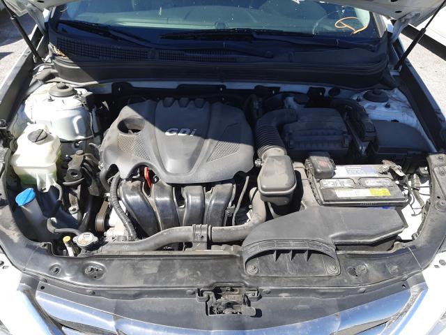 Photo 6 VIN: 5NPEC4AC8DH805329 - HYUNDAI SONATA SE 