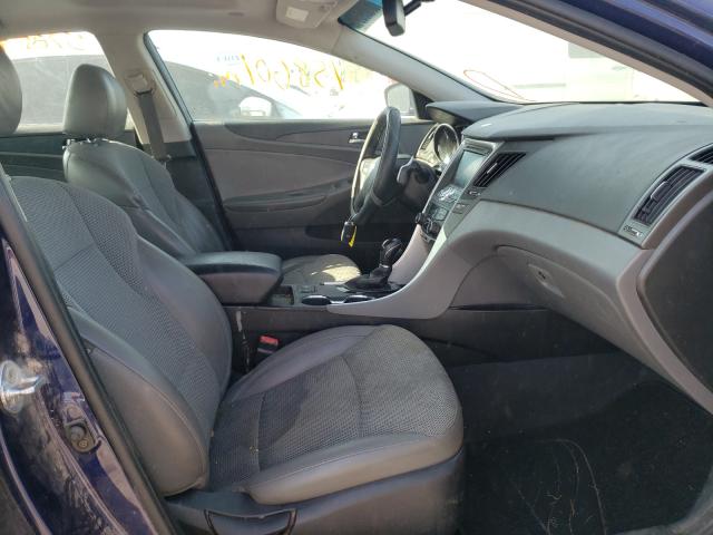 Photo 4 VIN: 5NPEC4AC8DH807081 - HYUNDAI SONATA SE 