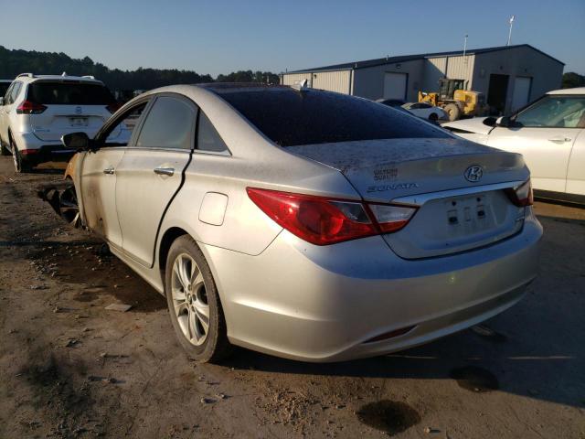 Photo 2 VIN: 5NPEC4AC9BH000257 - HYUNDAI SONATA 