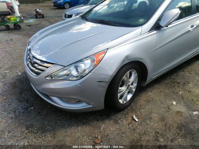 Photo 5 VIN: 5NPEC4AC9BH000257 - HYUNDAI SONATA 