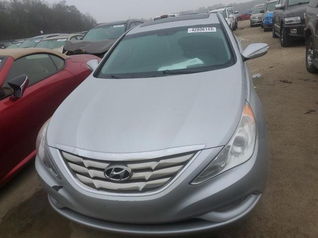 Photo 4 VIN: 5NPEC4AC9BH000372 - HYUNDAI SONATA SE 