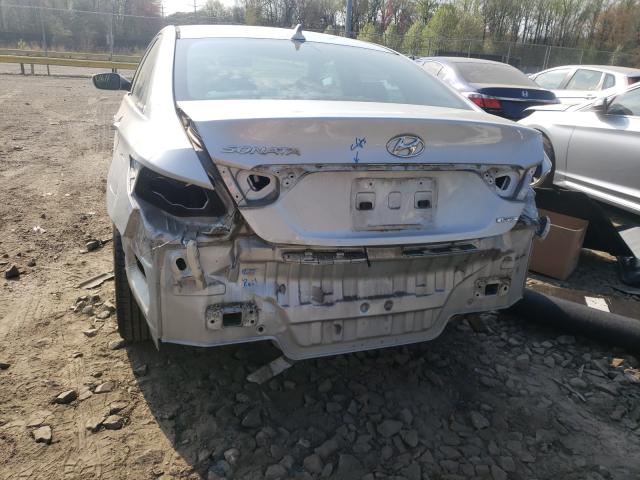 Photo 8 VIN: 5NPEC4AC9BH002817 - HYUNDAI SONATA SE 