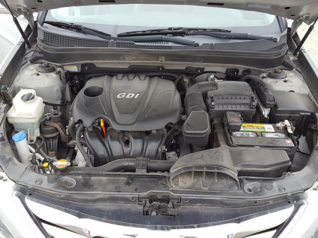 Photo 6 VIN: 5NPEC4AC9BH010335 - HYUNDAI SONATA SE 