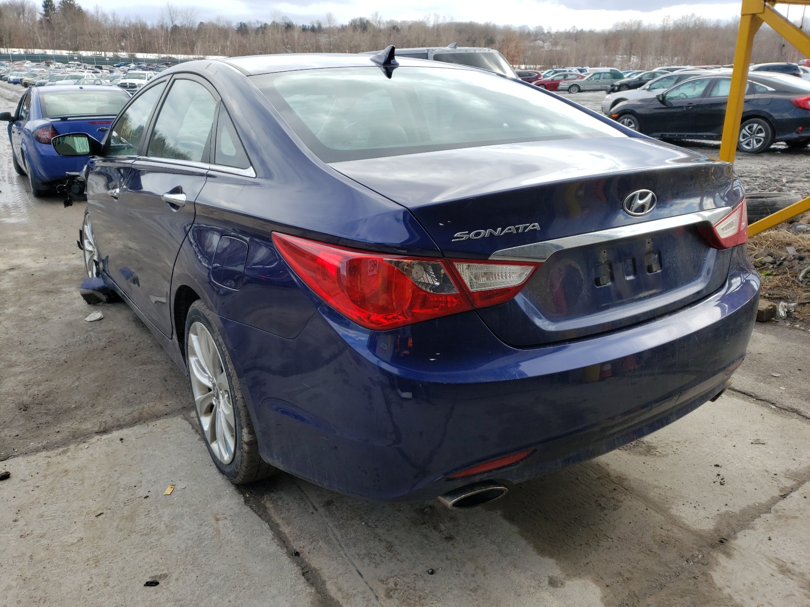 Photo 2 VIN: 5NPEC4AC9BH034134 - HYUNDAI SONATA SE 