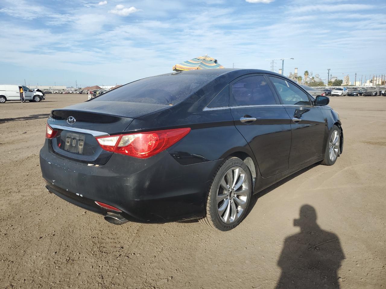 Photo 2 VIN: 5NPEC4AC9BH055906 - HYUNDAI SONATA 