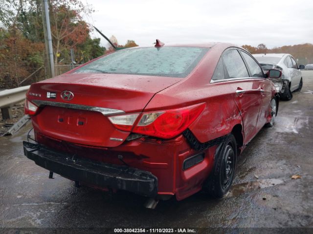 Photo 3 VIN: 5NPEC4AC9BH063553 - HYUNDAI SONATA 