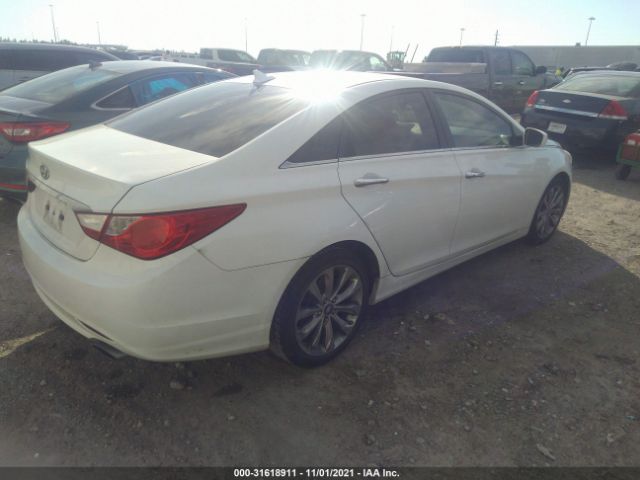 Photo 3 VIN: 5NPEC4AC9BH071555 - HYUNDAI SONATA 