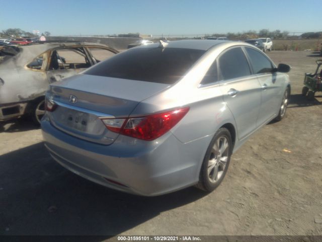 Photo 3 VIN: 5NPEC4AC9BH097170 - HYUNDAI SONATA 