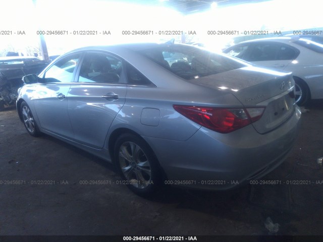 Photo 2 VIN: 5NPEC4AC9BH116137 - HYUNDAI SONATA 