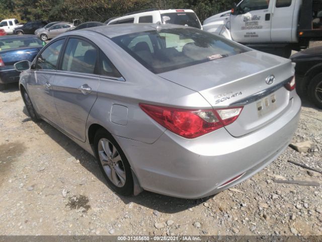 Photo 2 VIN: 5NPEC4AC9BH122665 - HYUNDAI SONATA 