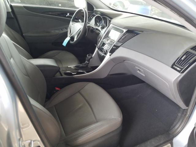 Photo 4 VIN: 5NPEC4AC9BH127302 - HYUNDAI SONATA SE 