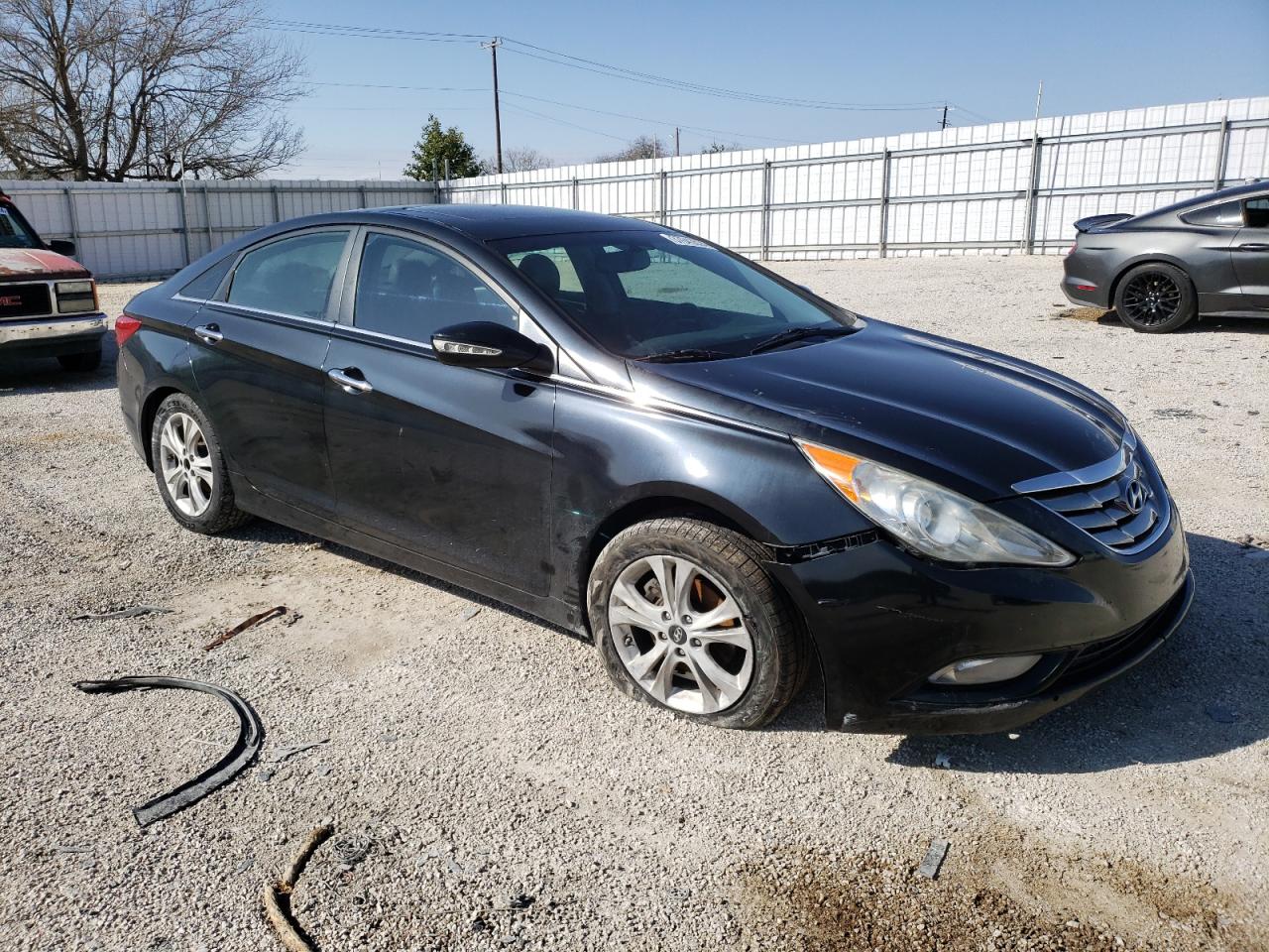 Photo 3 VIN: 5NPEC4AC9BH259363 - HYUNDAI SONATA 