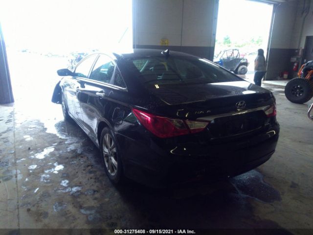 Photo 2 VIN: 5NPEC4AC9BH303877 - HYUNDAI SONATA 