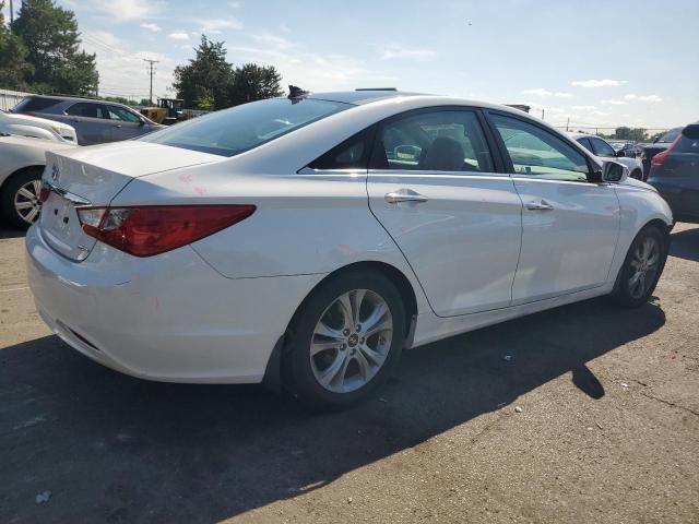 Photo 2 VIN: 5NPEC4AC9CH309583 - HYUNDAI SONATA 