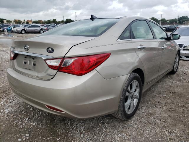 Photo 3 VIN: 5NPEC4AC9CH320406 - HYUNDAI SONATA SE 