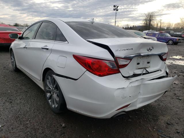 Photo 2 VIN: 5NPEC4AC9CH381819 - HYUNDAI SONATA SE 