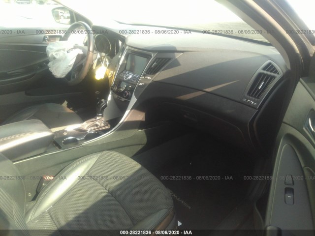 Photo 4 VIN: 5NPEC4AC9CH398894 - HYUNDAI SONATA 