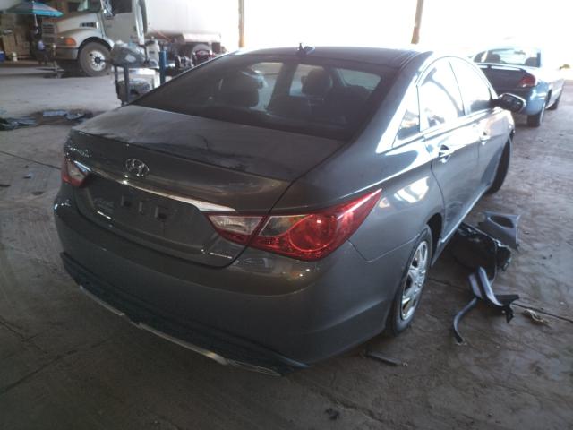 Photo 3 VIN: 5NPEC4AC9CH440738 - HYUNDAI SONATA SE 