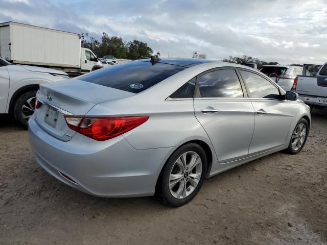 Photo 2 VIN: 5NPEC4AC9CH460861 - HYUNDAI SONATA SE 