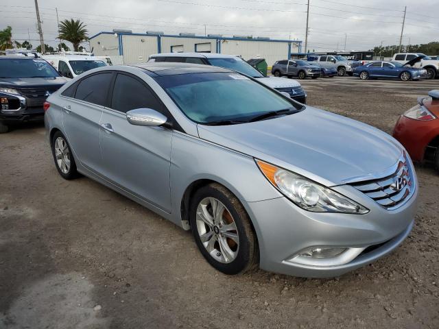 Photo 3 VIN: 5NPEC4AC9CH460861 - HYUNDAI SONATA SE 