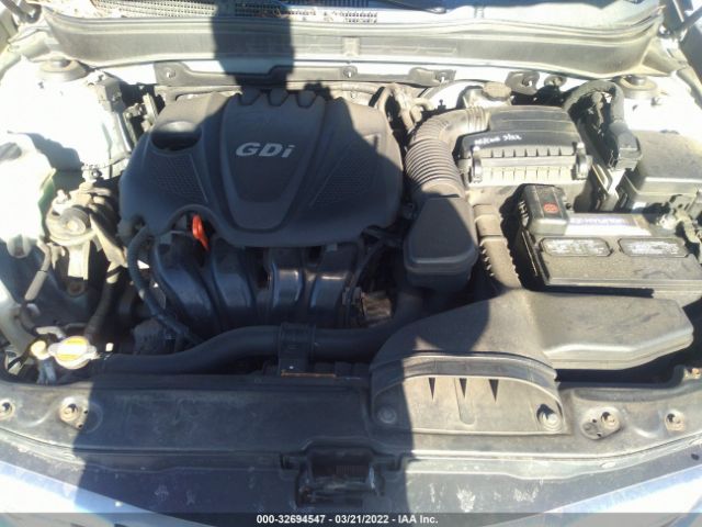 Photo 9 VIN: 5NPEC4AC9CH486375 - HYUNDAI SONATA 