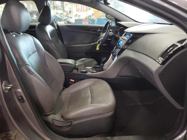 Photo 4 VIN: 5NPEC4AC9CH492175 - HYUNDAI SONATA SE 