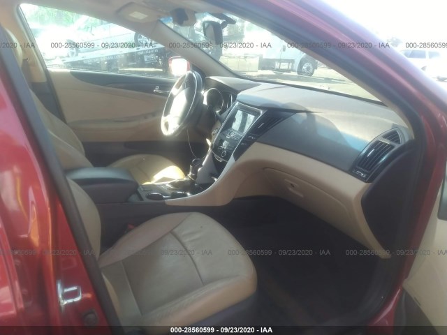 Photo 4 VIN: 5NPEC4AC9CH499238 - HYUNDAI SONATA 