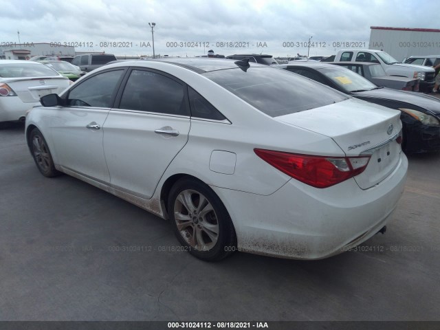 Photo 2 VIN: 5NPEC4AC9CH502882 - HYUNDAI SONATA 