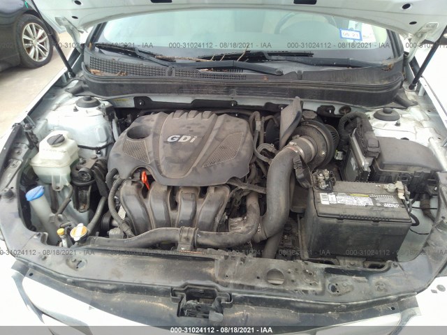 Photo 9 VIN: 5NPEC4AC9CH502882 - HYUNDAI SONATA 