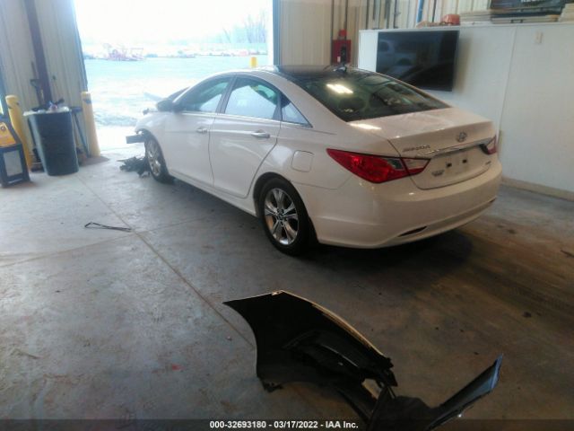 Photo 2 VIN: 5NPEC4AC9DH532336 - HYUNDAI SONATA 