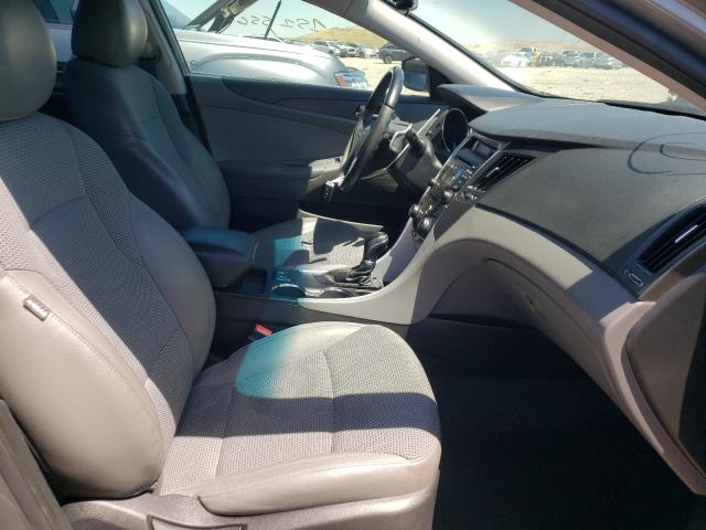 Photo 4 VIN: 5NPEC4AC9DH558998 - HYUNDAI SONATA SE 