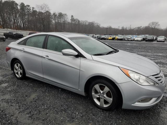 Photo 3 VIN: 5NPEC4AC9DH579382 - HYUNDAI SONATA 