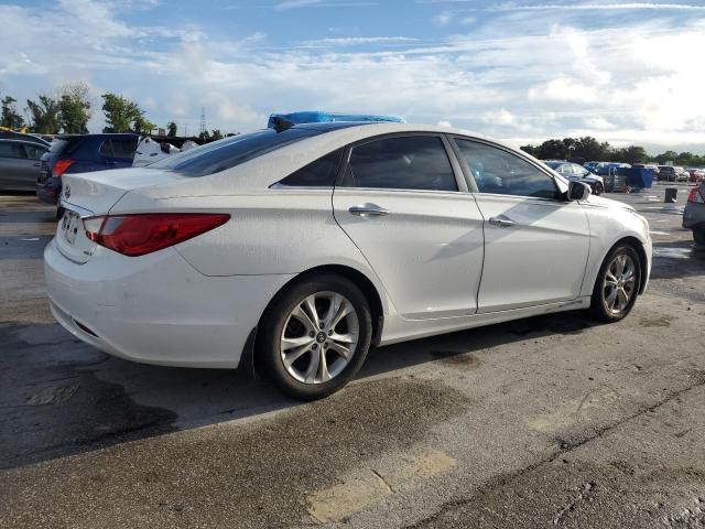 Photo 2 VIN: 5NPEC4AC9DH582444 - HYUNDAI SONATA SE 