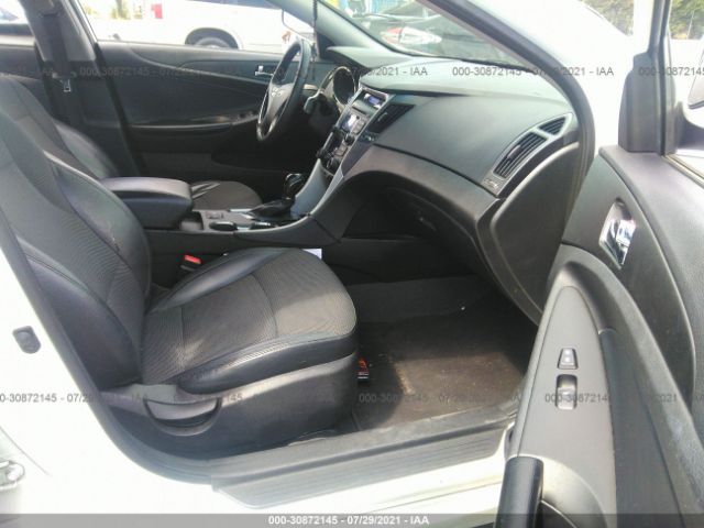 Photo 4 VIN: 5NPEC4AC9DH630119 - HYUNDAI SONATA 