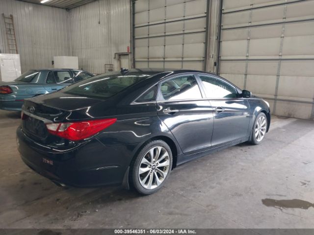 Photo 3 VIN: 5NPEC4AC9DH632050 - HYUNDAI SONATA 