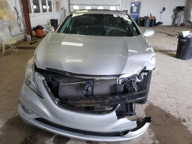 Photo 4 VIN: 5NPEC4AC9DH697657 - HYUNDAI SONATA SE 